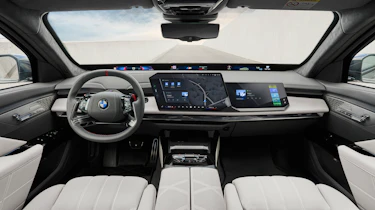New BMW Concept 7 Protection - dashboard