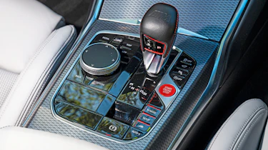 BMW M3 Touring - drive selector
