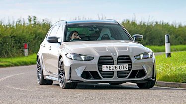 BMW M3 Touring - front cornering