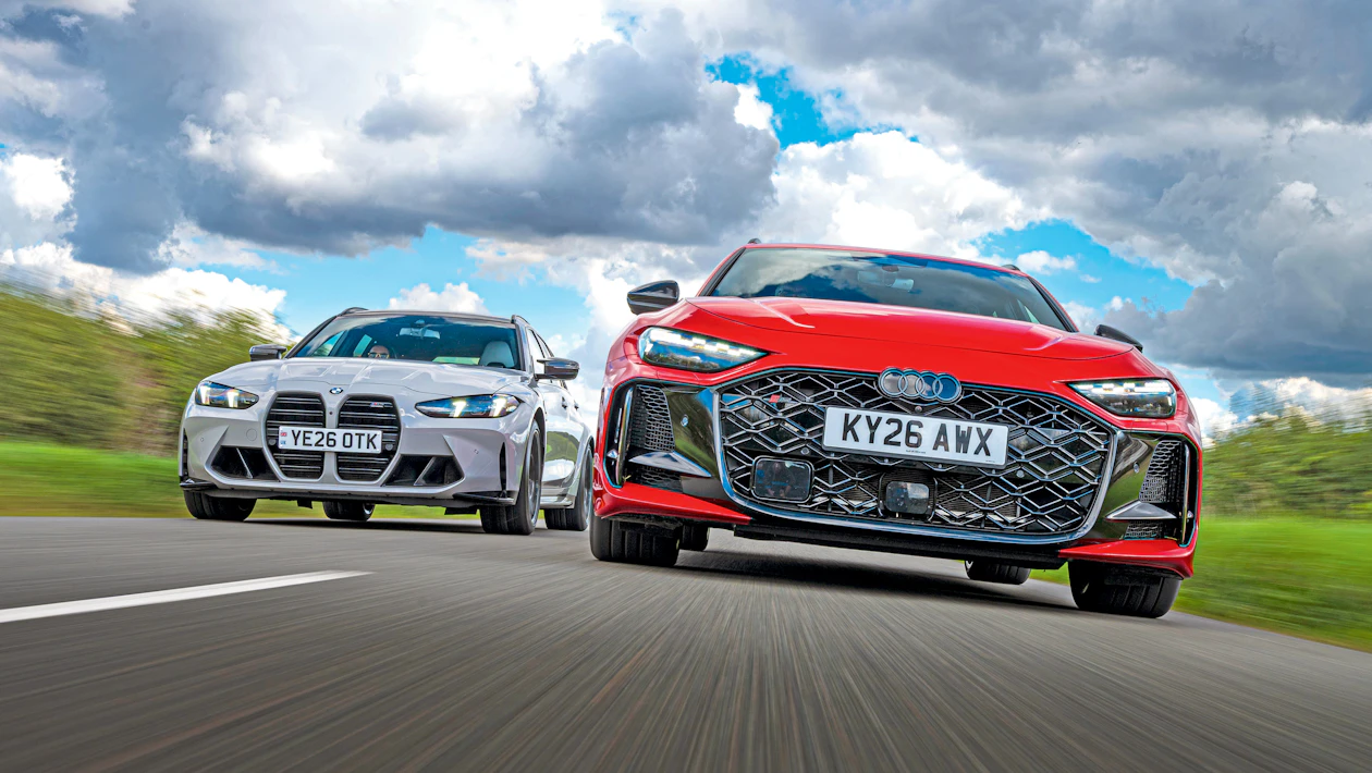 BMW M3 ট্যুরিং বনাম Audi RS 5 Avant: চূড়ান্ত গতির এস্টেট মাথার উপরে অটো এক্সপ্রেস BMW M3 ট্যুরিং বনাম Audi RS 5 Avant: চূড়ান্ত গতির এস্টেট মাথার উপরে অটো এক্সপ্রেস