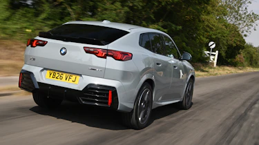 BMW X2 - rear tracking