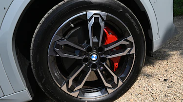 BMW X2 - wheel