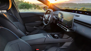 BMW i3 - front seats
