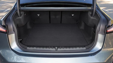 BMW i3 - boot