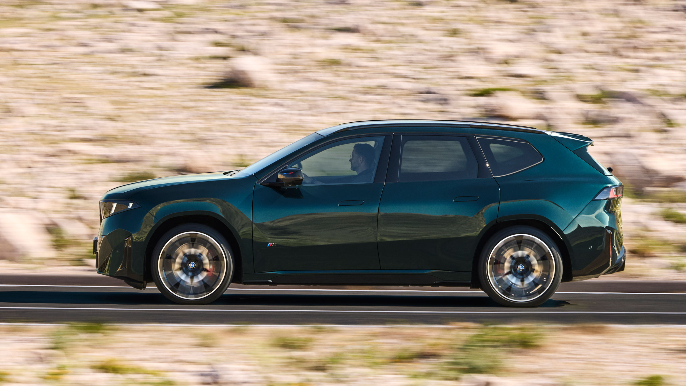 BMW iX3 M60 - side