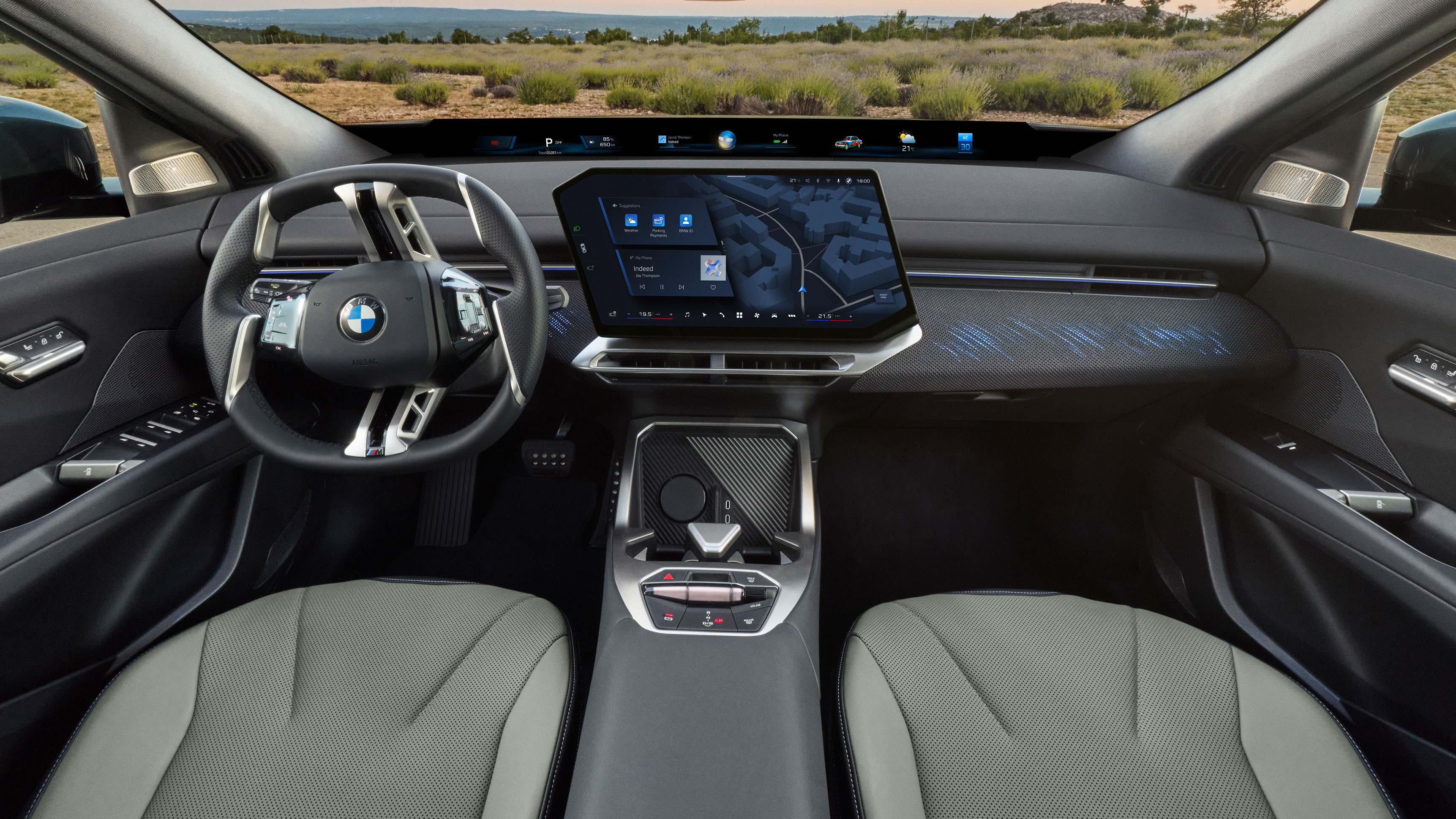 BMW iX4 50 - dash