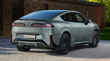 BMW iX4 50 - rear static