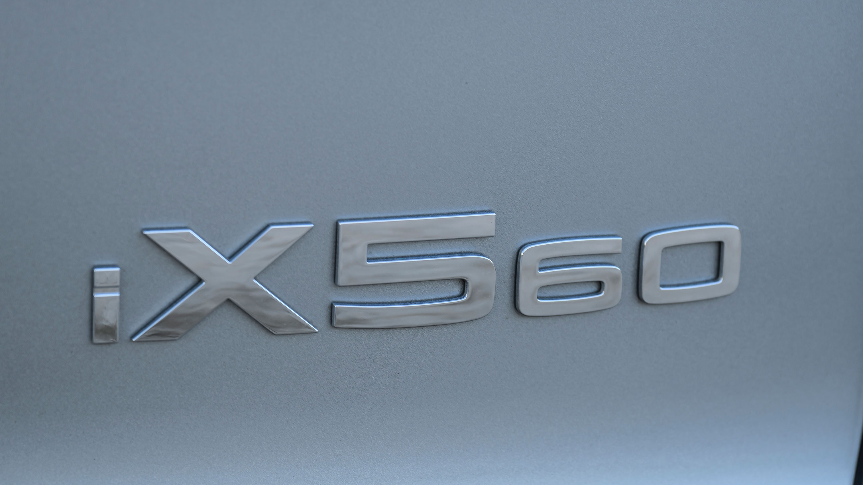 BMW iX5