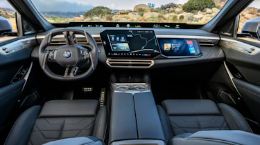 BMW iX5