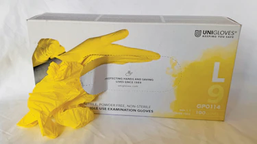 Best disposable workshop gloves 2026 - Yellow Pearl