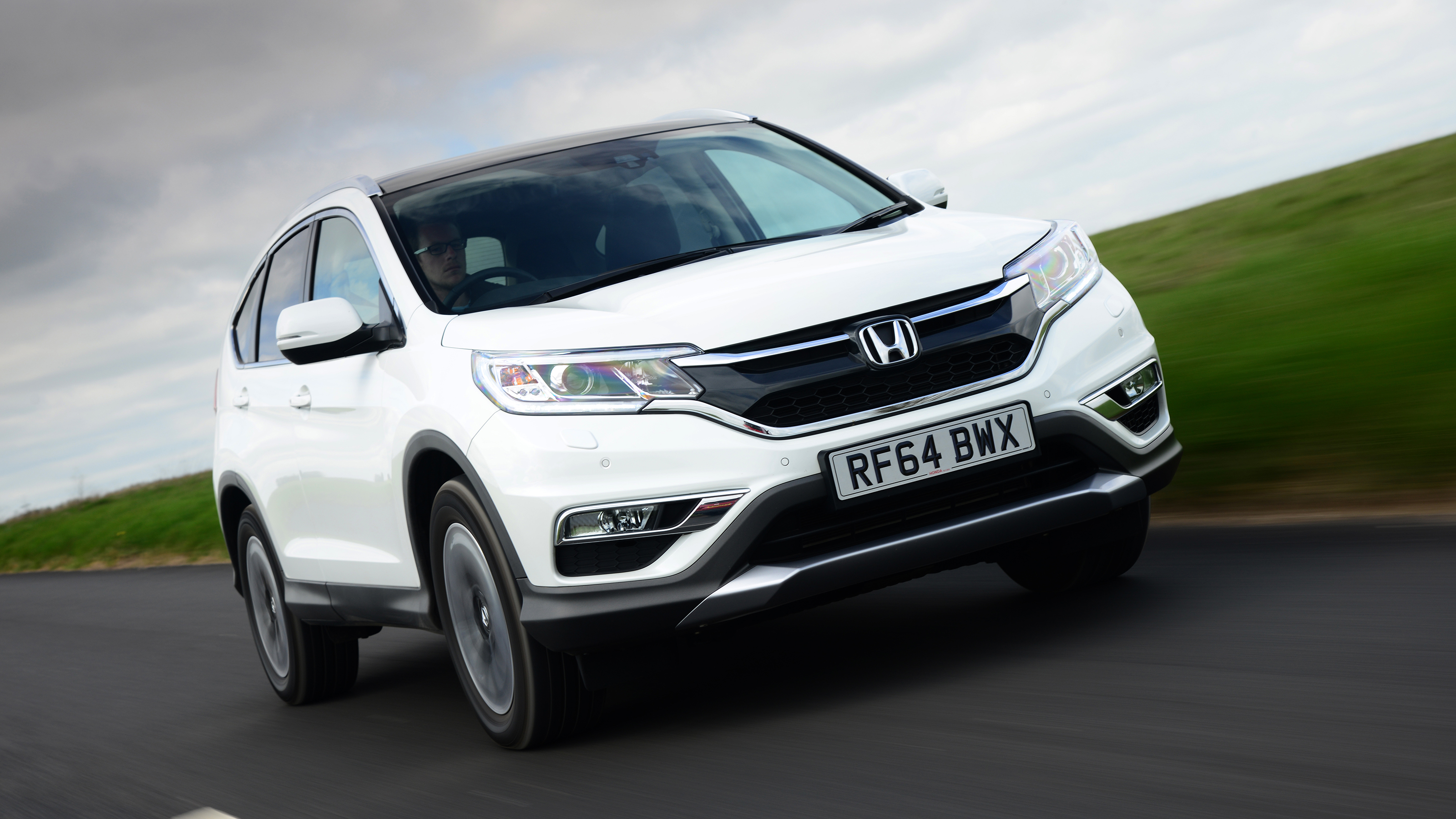 Best used mid-size SUV - Honda CR-V