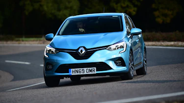 Renault Clio - front cornering