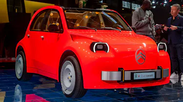 Citroen 2CV concept - Paris front