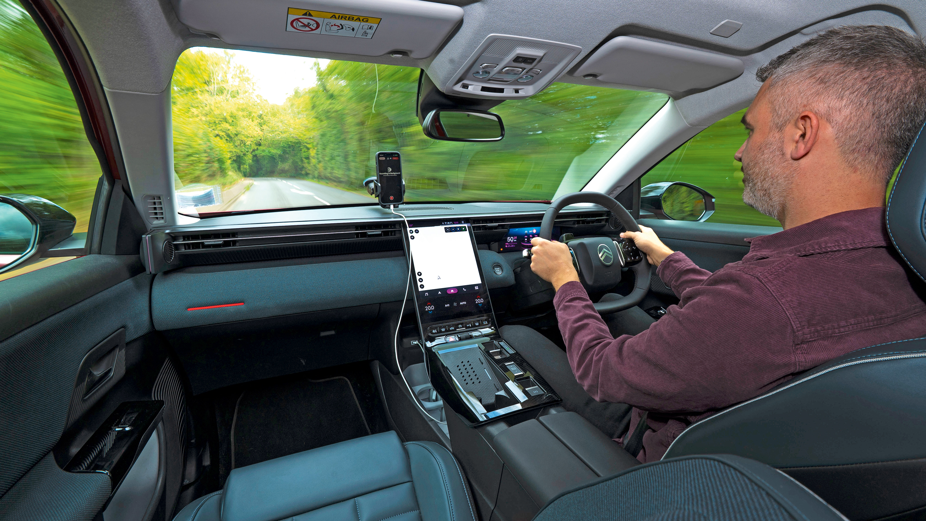 Citroen e-C5 Aircross - driving