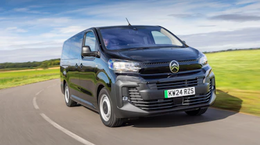 Citroen E-Spacetourer - front tracking