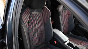 Cupra Raval - front seats