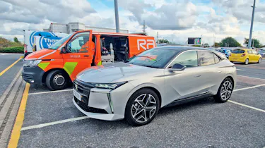 DS No4 Hybrid - broken down with RAC