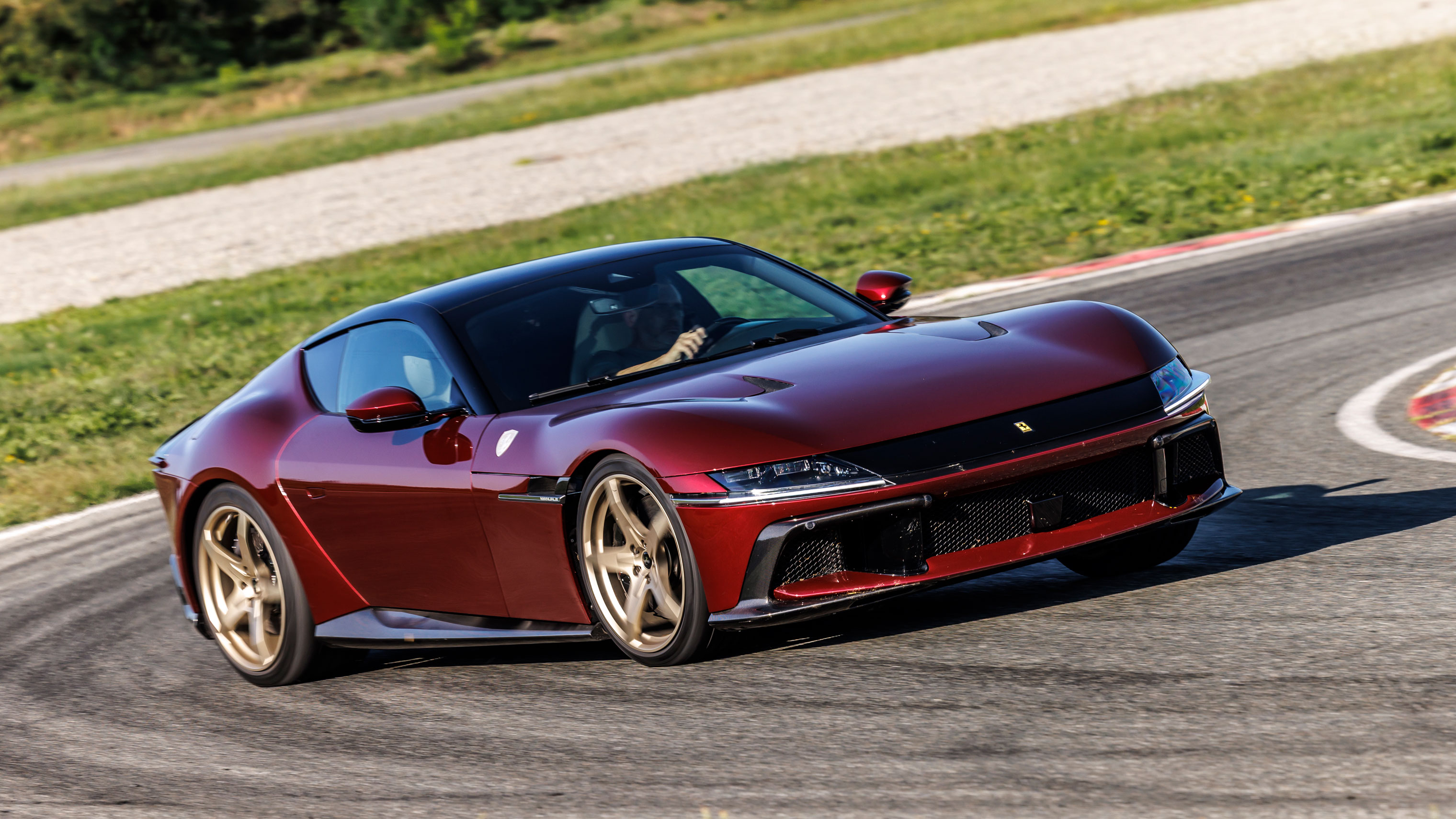 Ferrari 12Cilindri Manuale