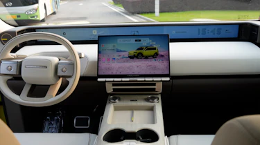 Freelander 8 six-seater - dashboard