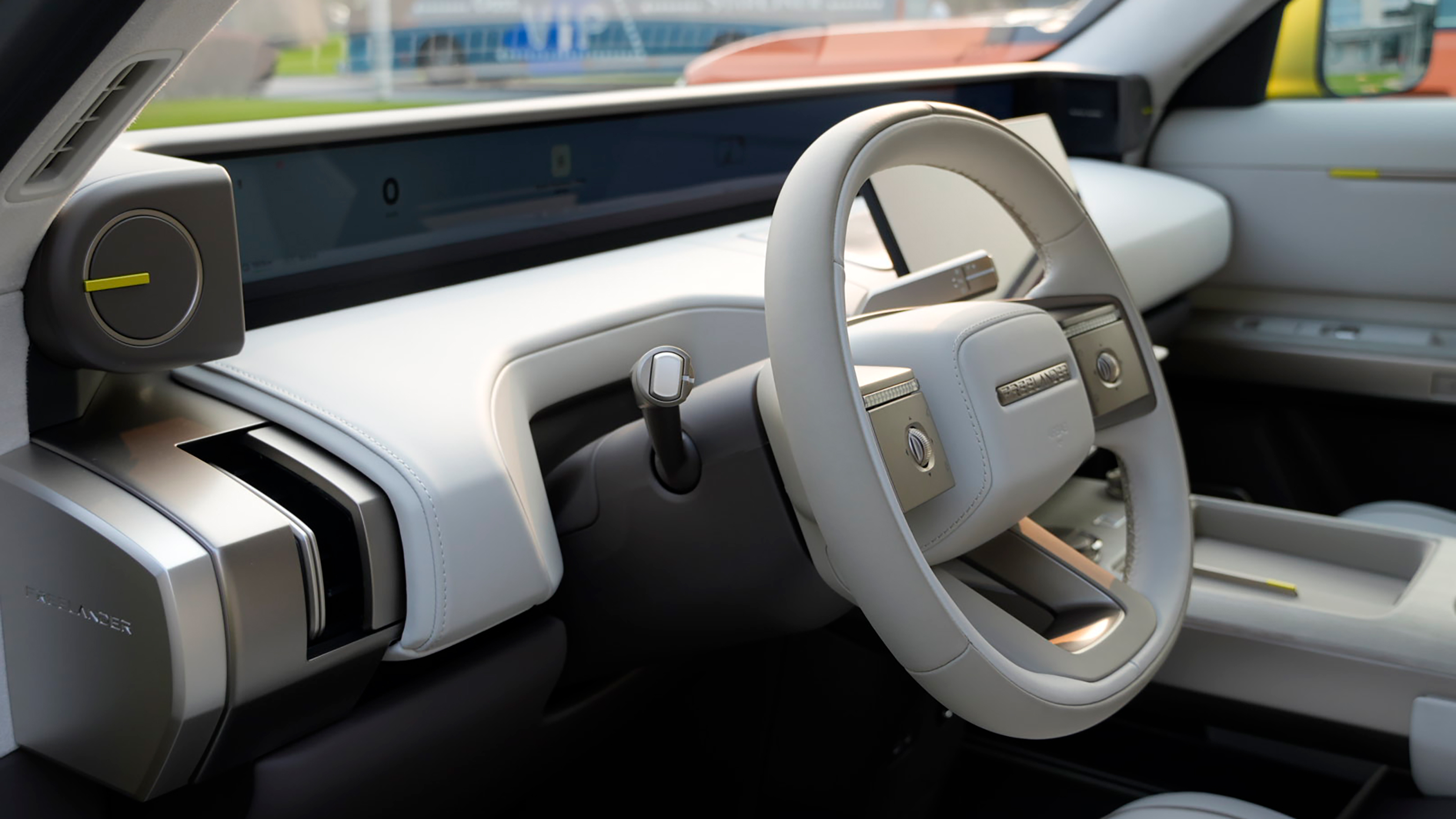 Freelander 8 six-seater - steering wheel