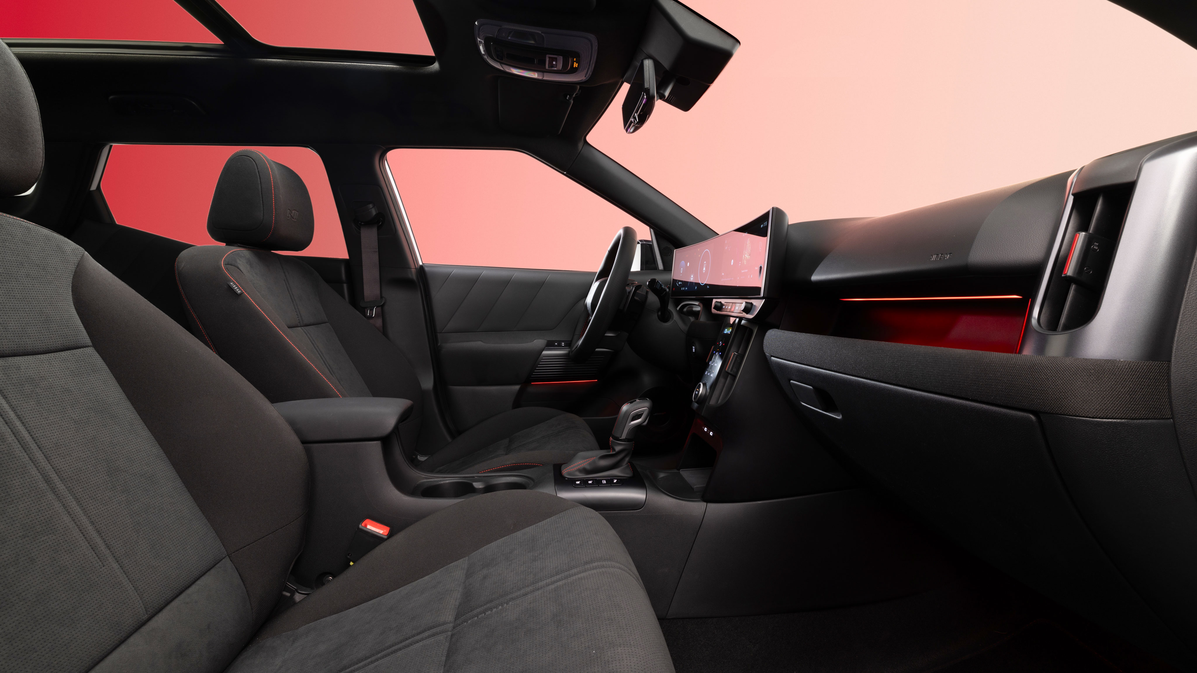 Hyundai Bayon - front seats