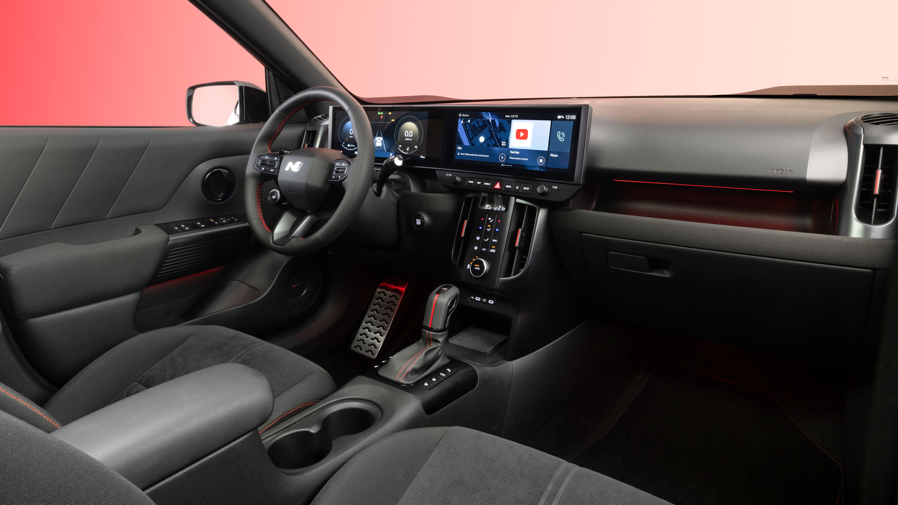 Hyundai Bayon - cabin