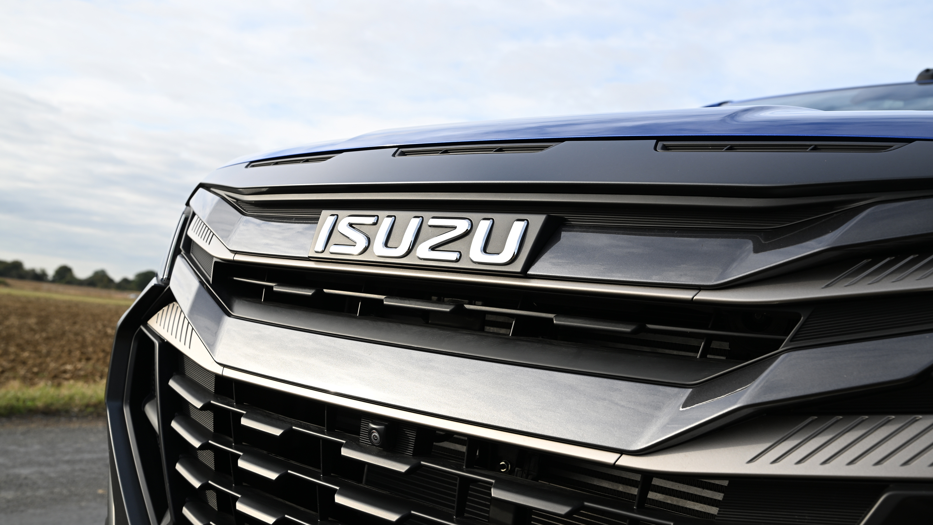 Isuzu D-Max - grille