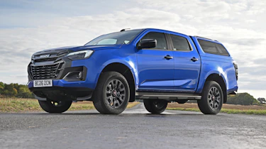 Isuzu D-Max - front static