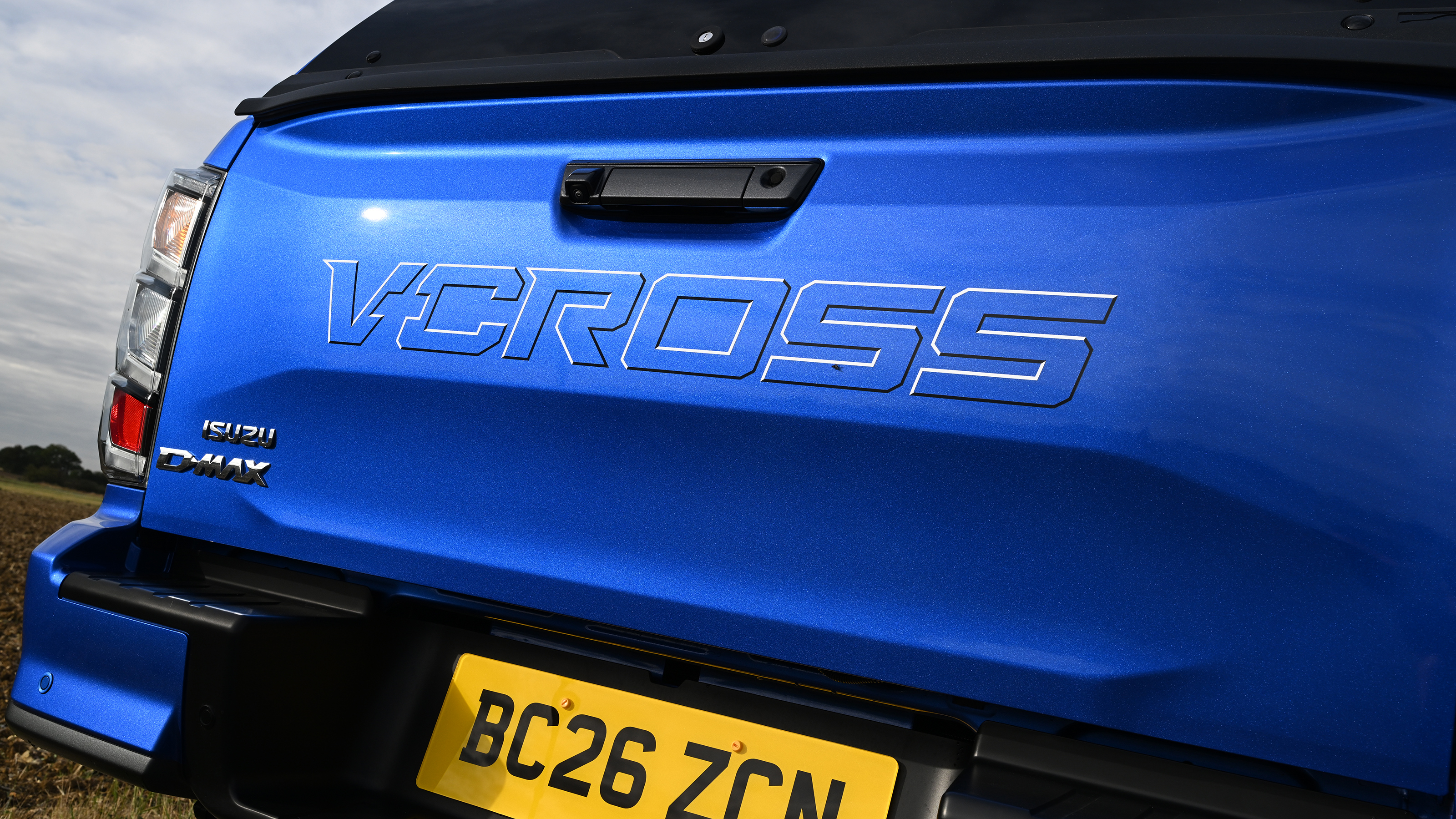 Isuzu D-Max - tailgate