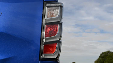 Isuzu D-Max - tail light