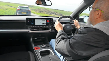 Jeep Compass - driving