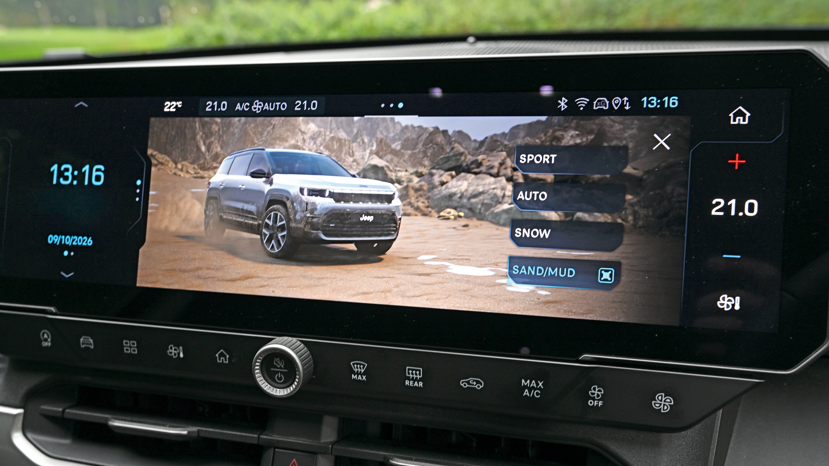 Jeep Compass - infotainment