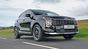 Kia Sportage - front 3/4