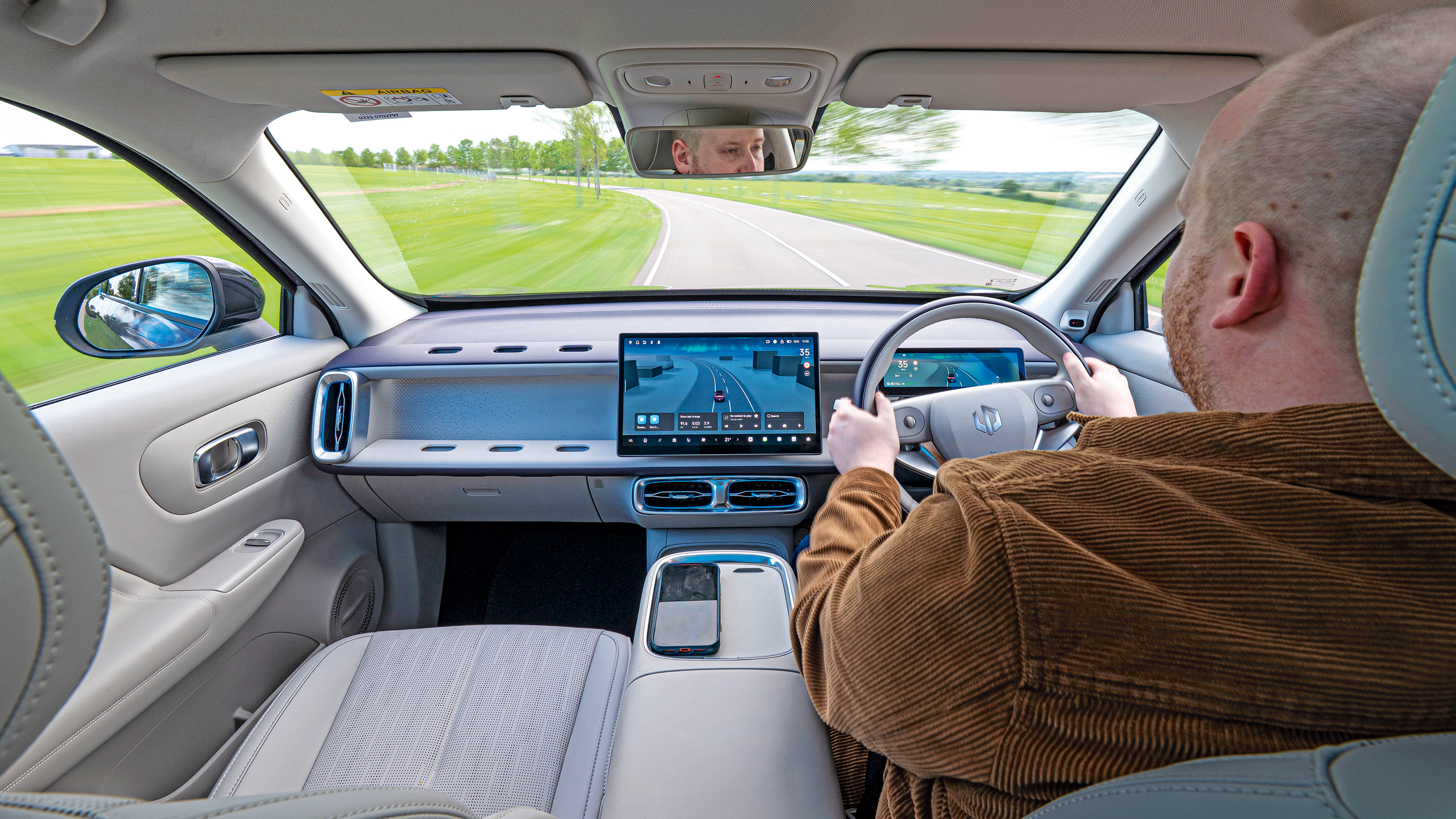 Leapmotor B10 - driving