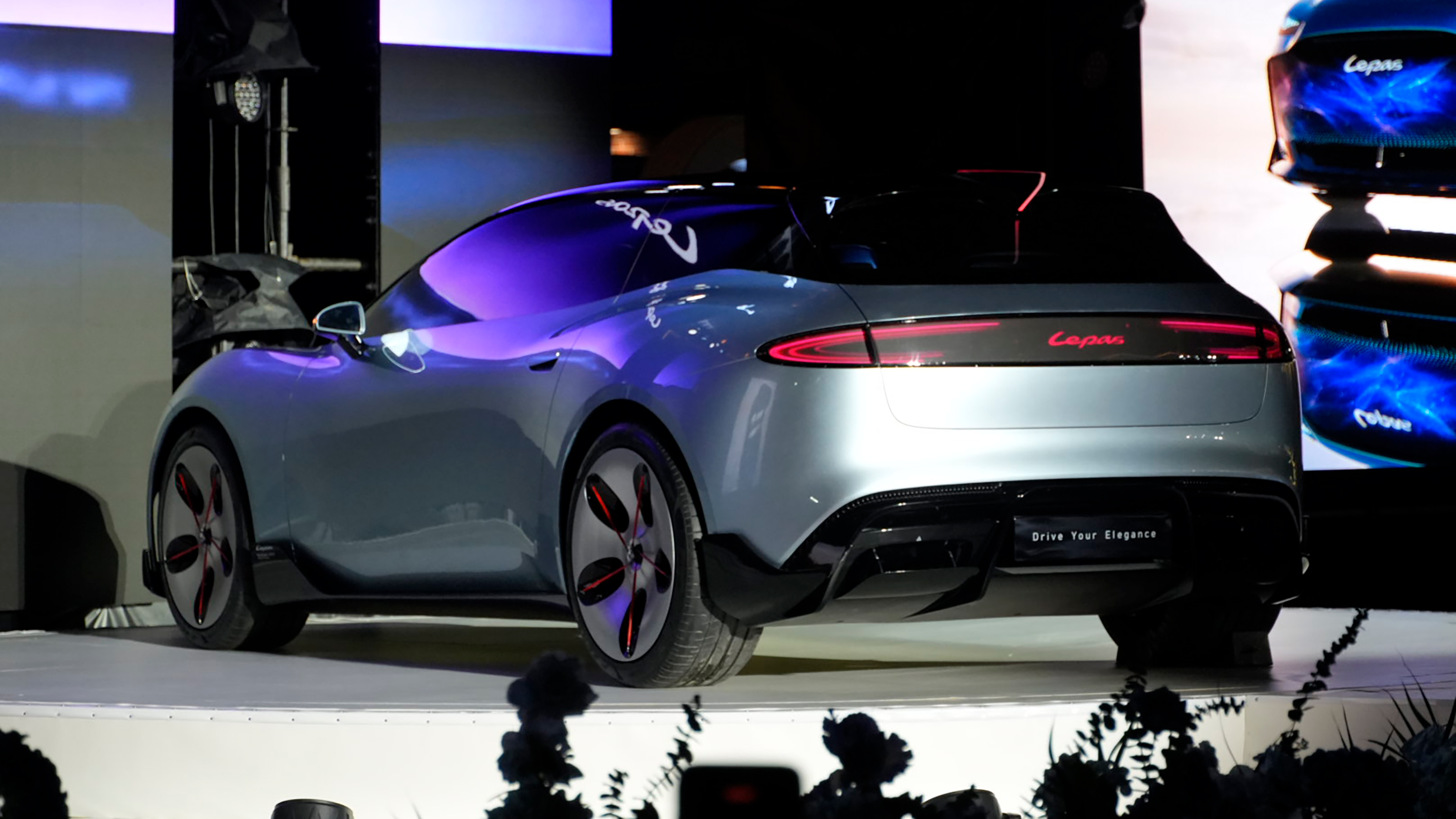Lepas Aura concept - rear 3/4