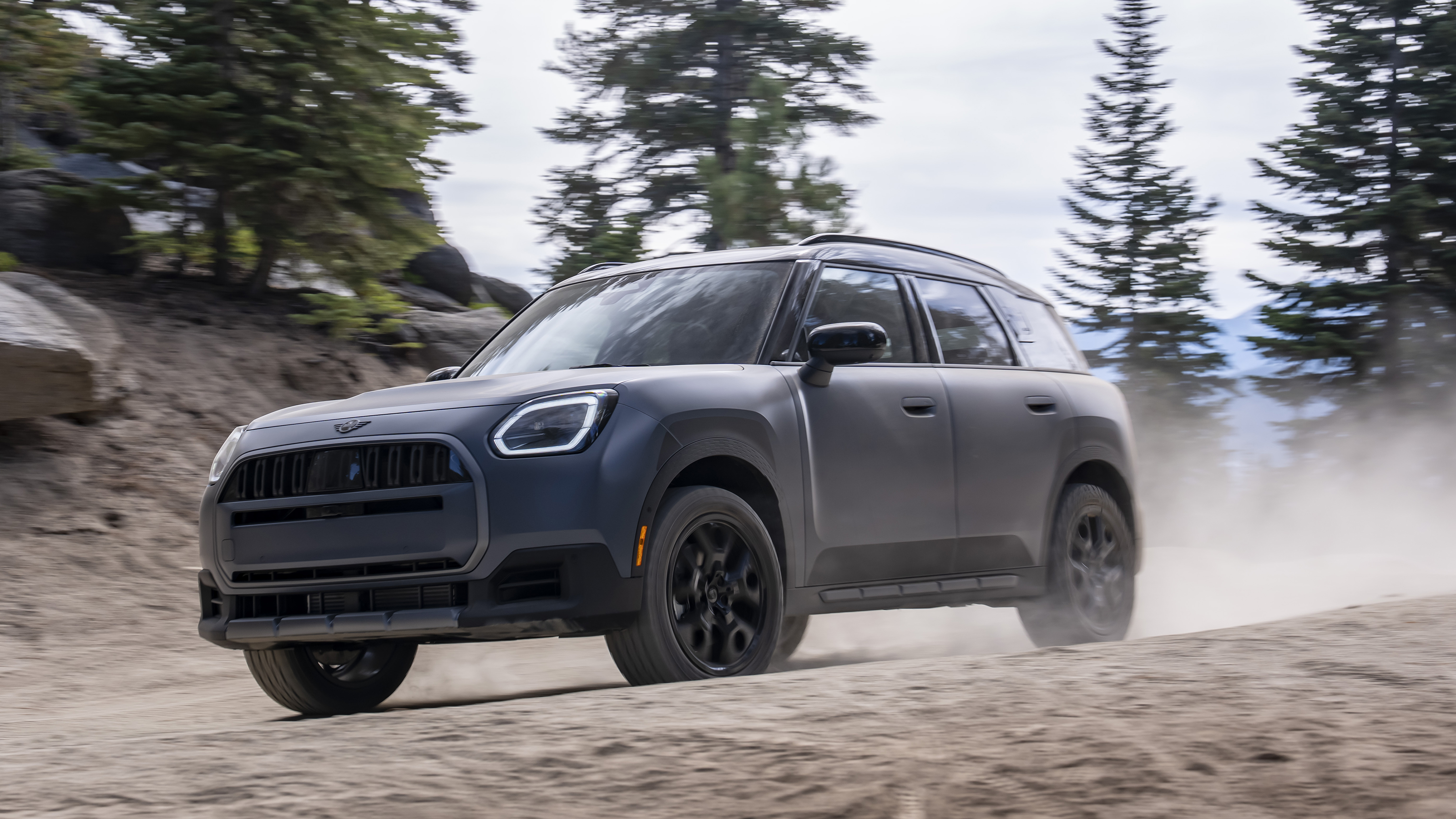 MINI Countryman Untamed - front cornering off road