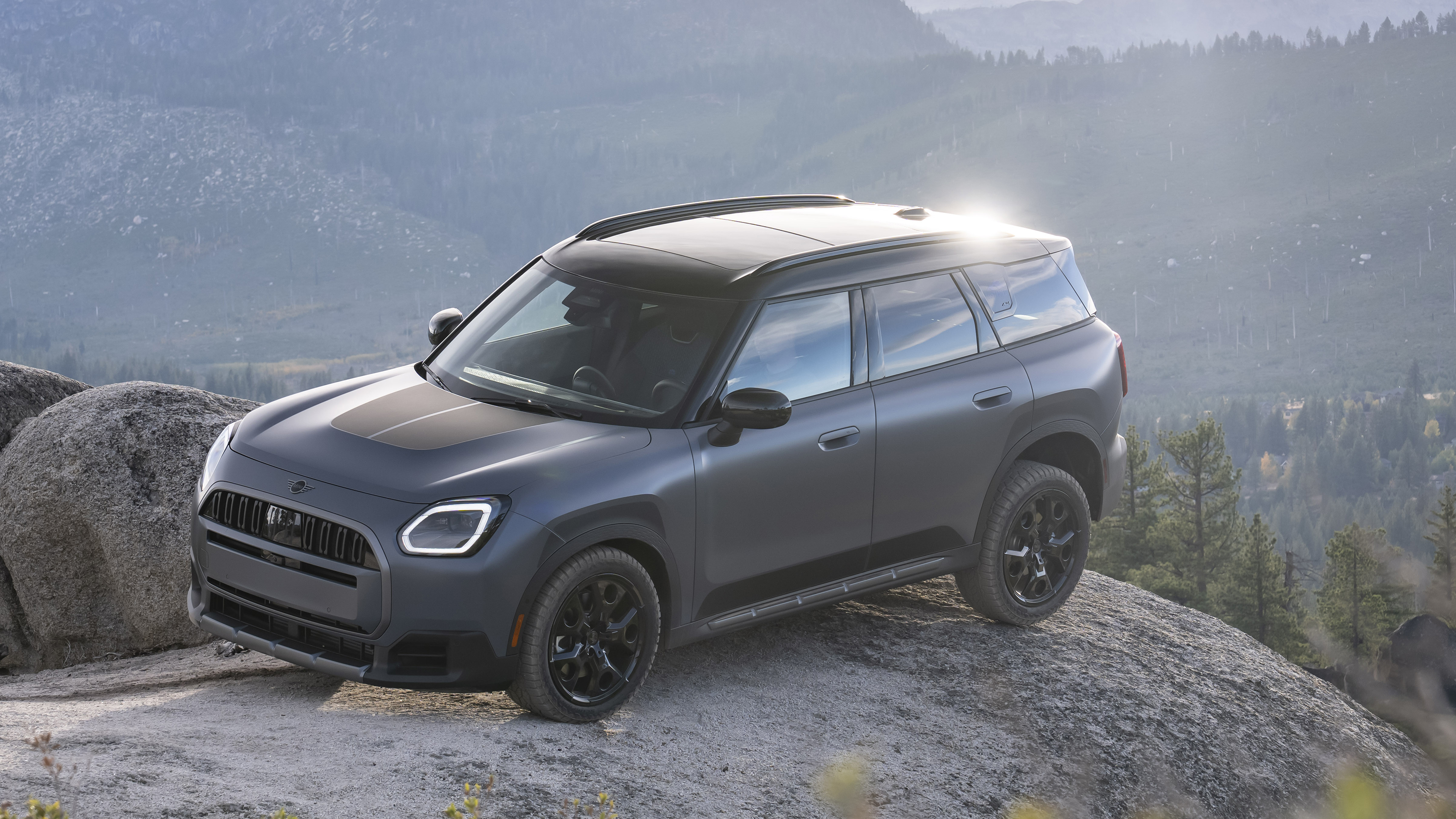 MINI Countryman Untamed - front static 