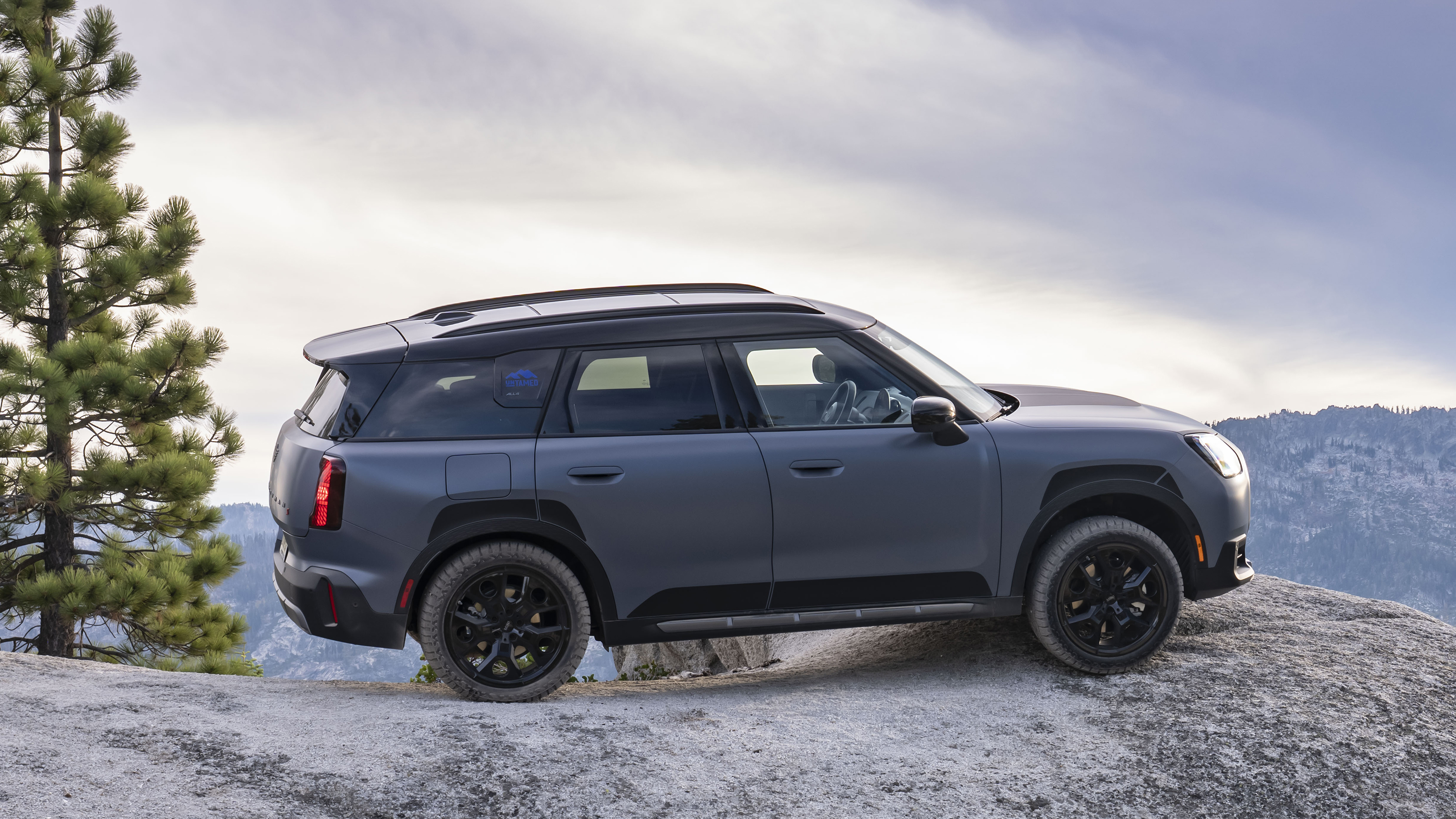 MINI Countryman Untamed - rear static 