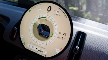 MINI Countryman Untamed - driver display