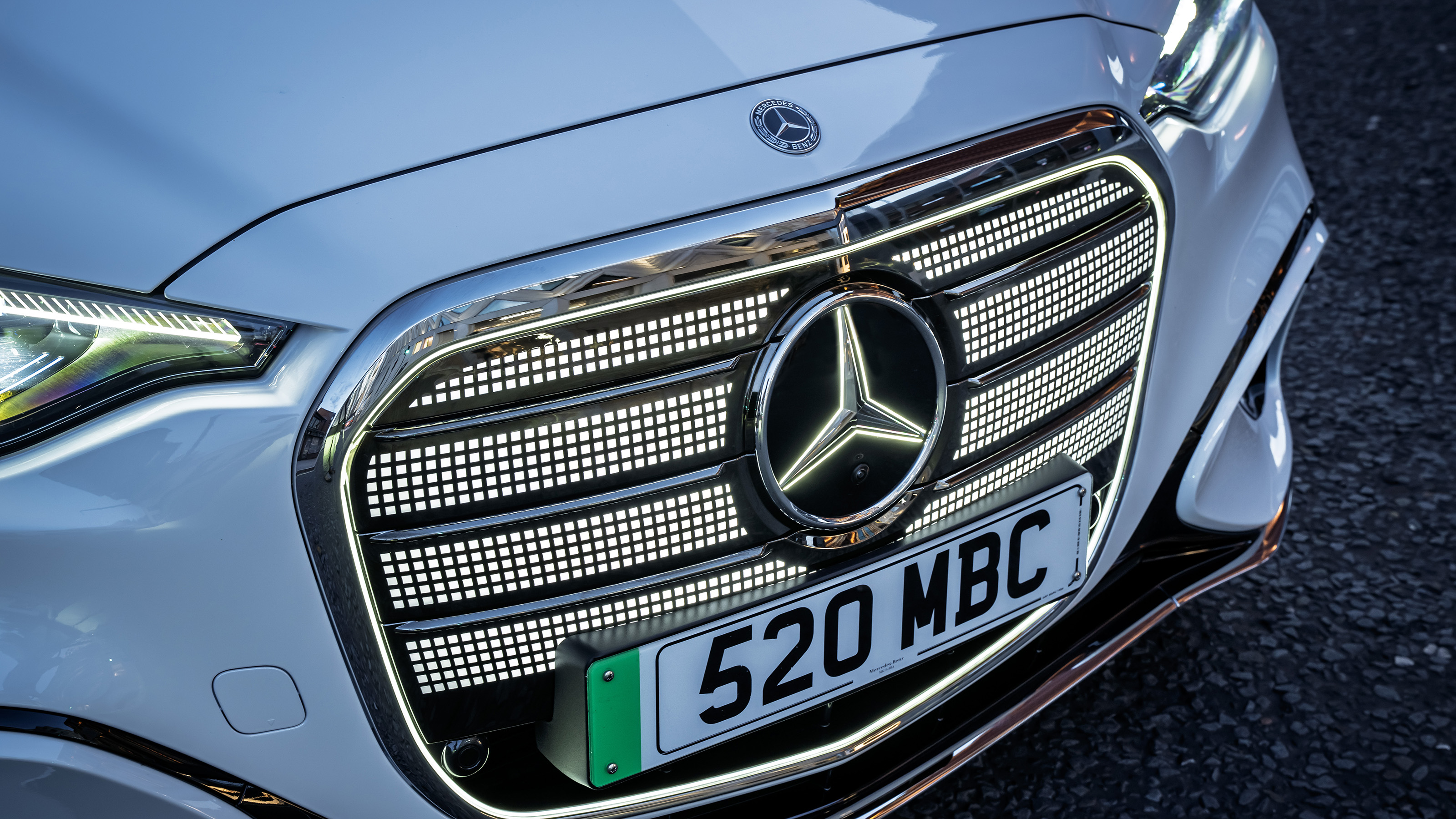 Mercedes C-Class Electric UK - grille 