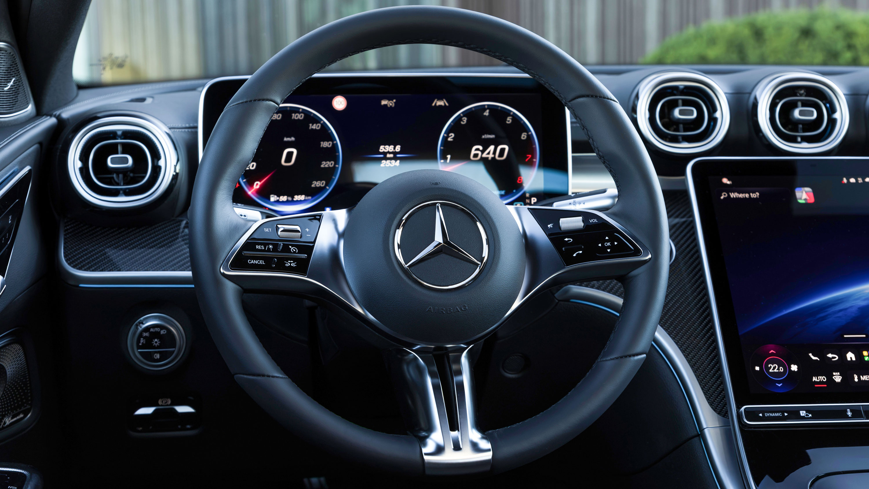 Mercedes C-Class facelift 2026 - steering wheel