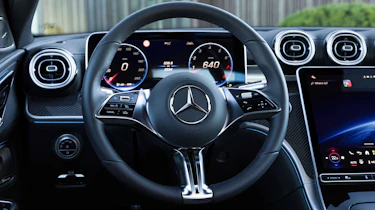 Mercedes C-Class facelift 2026 - steering wheel