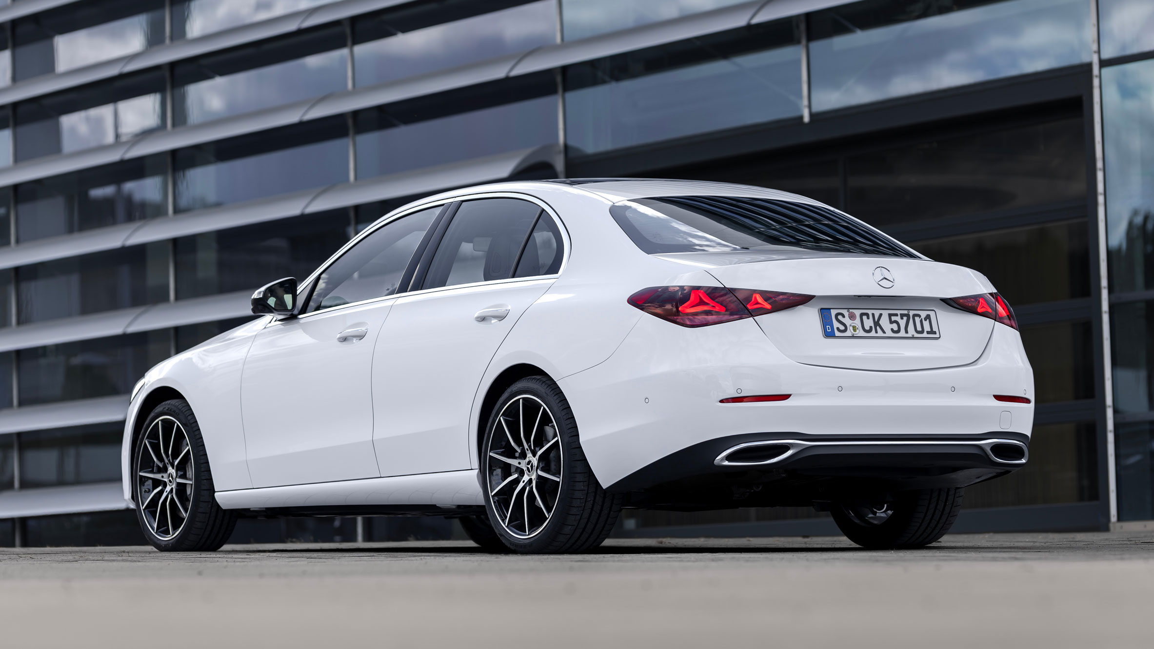 Mercedes C-Class facelift 2026 - rear static