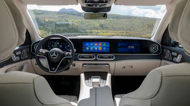 Mercedes GLS - cabin