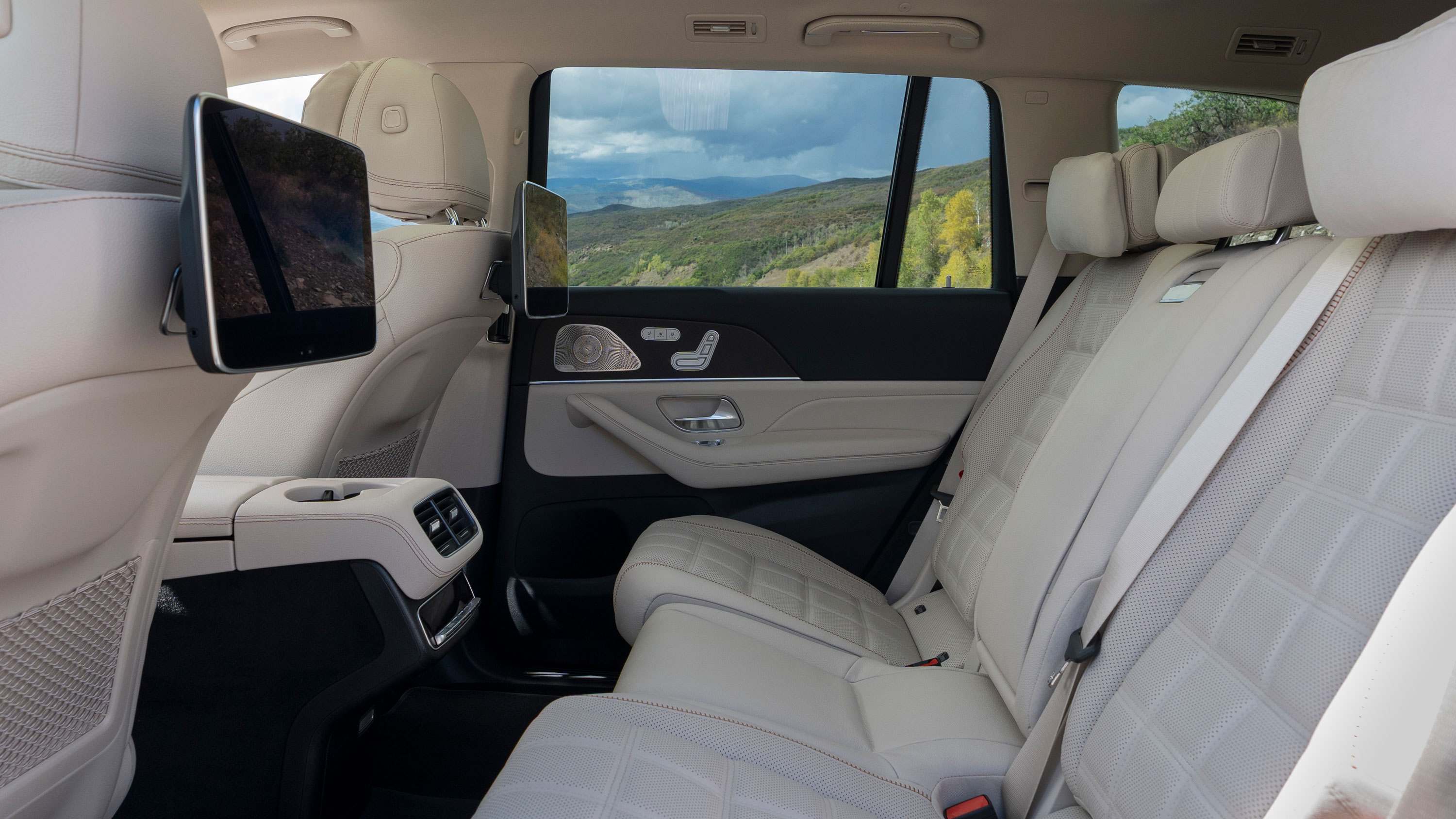 Mercedes GLS - rear seats