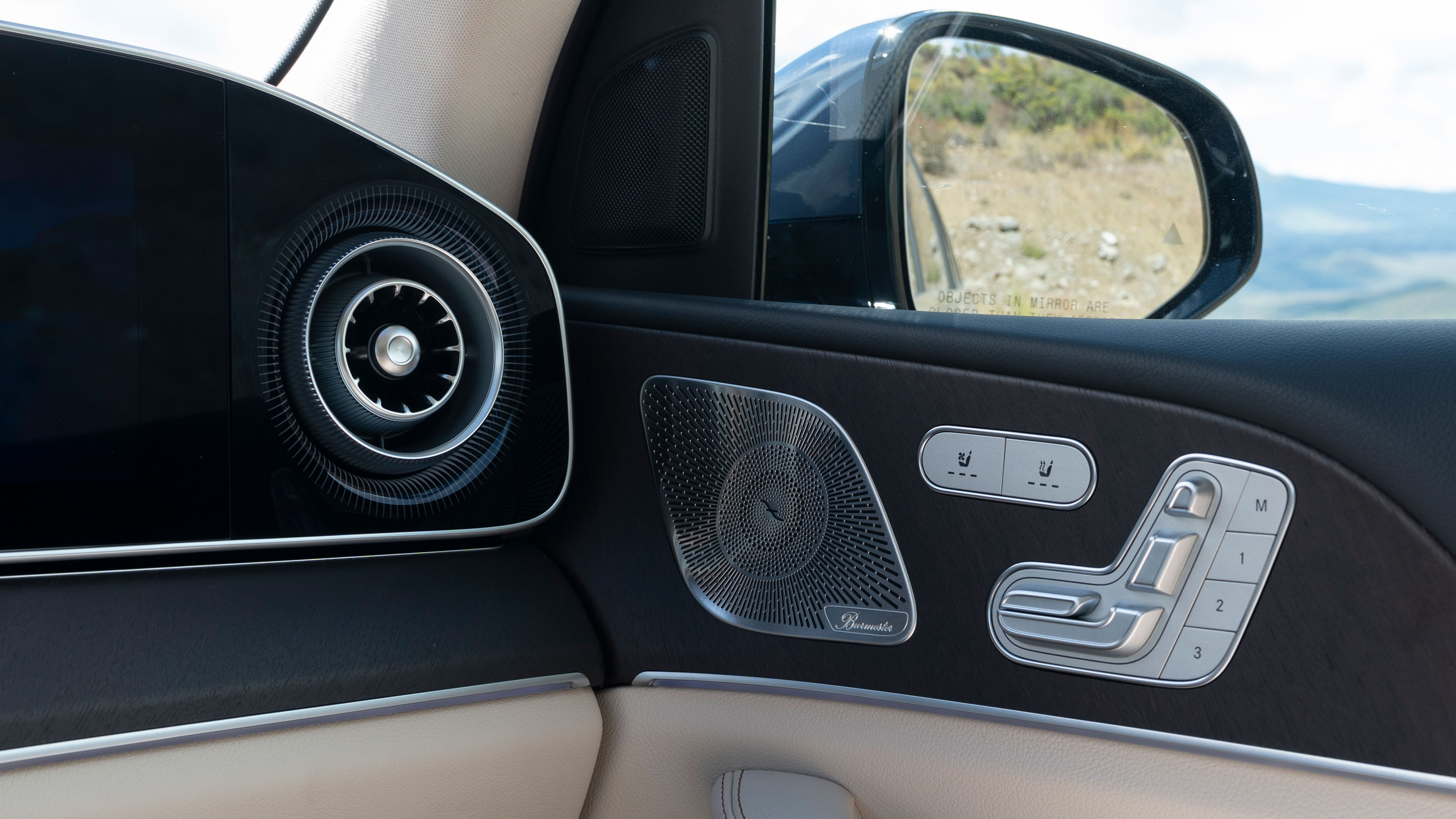 Mercedes GLS - trim
