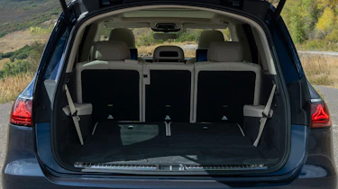 Mercedes GLS - boot 2