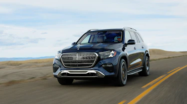 Mercedes GLS - front tracking
