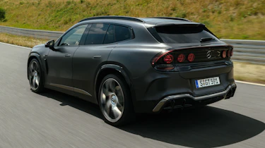 Mercedes-AMG GT SUV - rear tracking