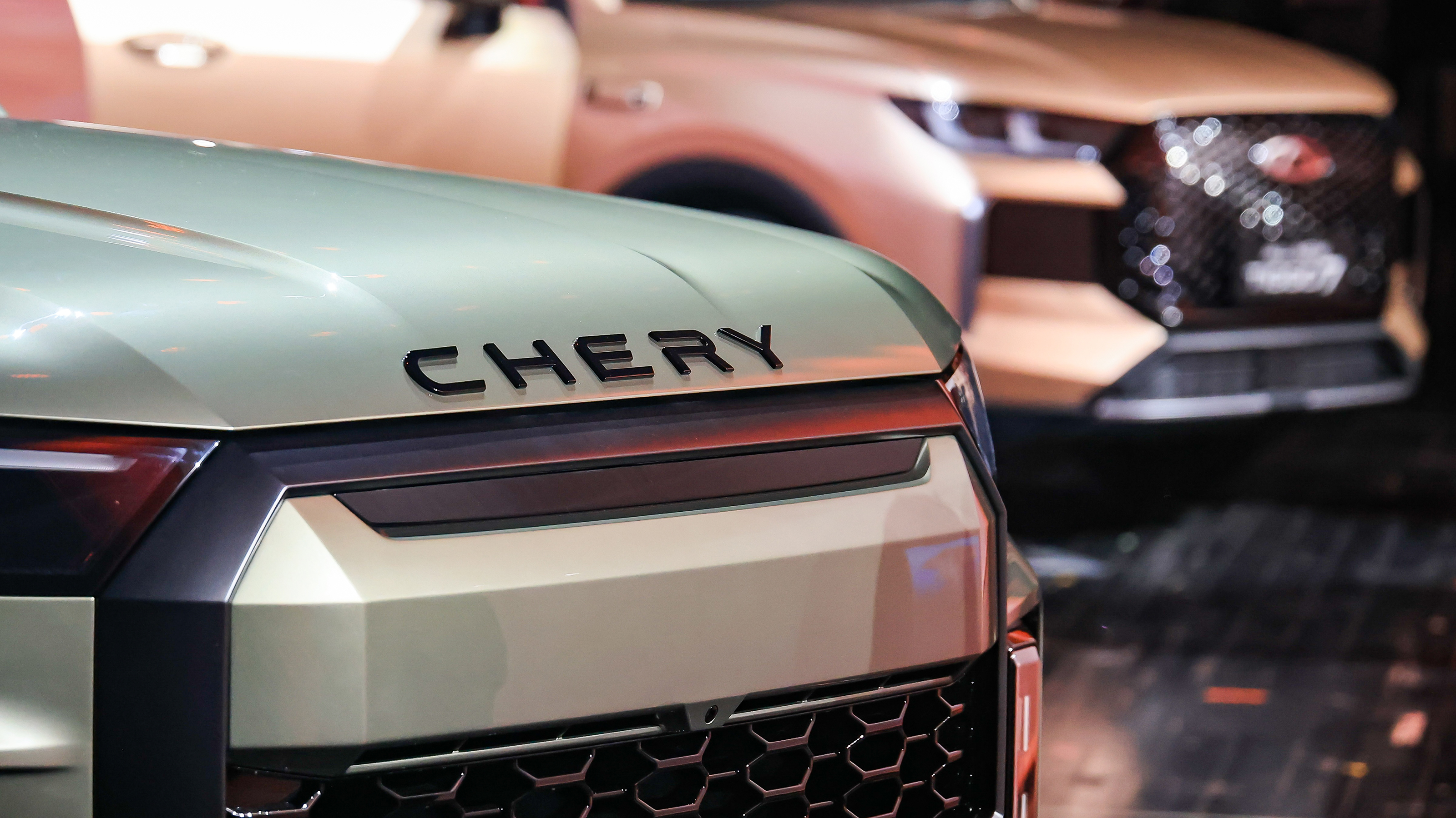 New Chery Tiggo X7 - Chery badge